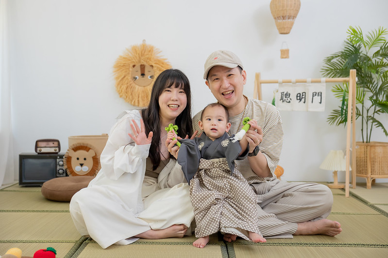 抓周寫真,親子攝影,親子寫真,抓周攝影推薦,抓周儀式,日式抓周,一歲抓周,寶寶抓周道具,抓周流程,中式抓周