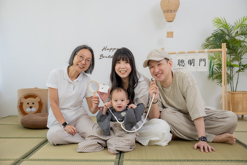 抓周寫真,親子攝影,親子寫真,抓周攝影推薦,抓周儀式,日式抓周,一歲抓周,寶寶抓周道具,抓周流程,中式抓周