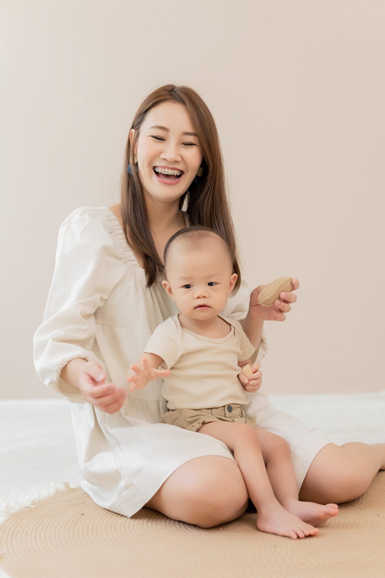 兒童寫真,親子寫真,親子攝影推薦,親子攝影,兒童棚拍寫真,親子穿搭,台北親子攝影,親子照,親子寫真價格,全家福,全家福寫真11