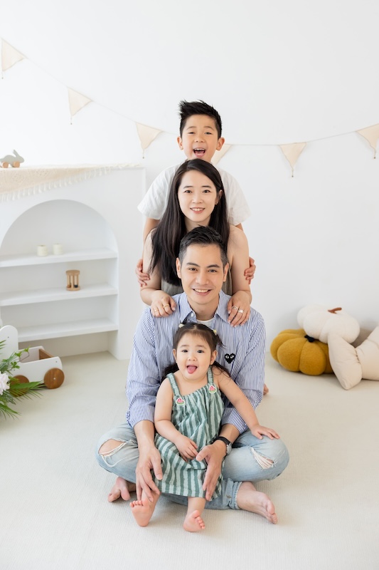 全家福推薦,兒童寫真,台北親子攝影,全家福,親子寫真價格,溫馨全家福,成長紀錄,台北親子照,親子照