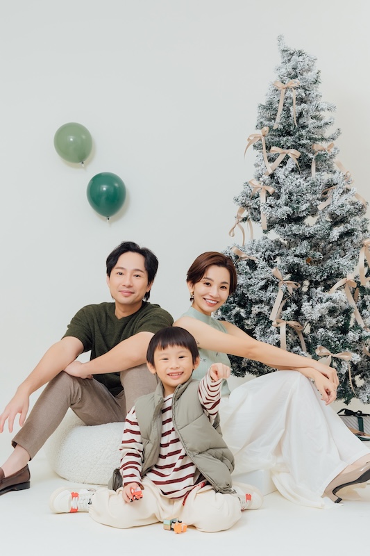 台北全家福攝影,全家福,親子寫真推薦,家庭照,親子照,親子寫真價格,兒童攝影,家庭寫真推薦,親子成長紀錄,親子攝影風格