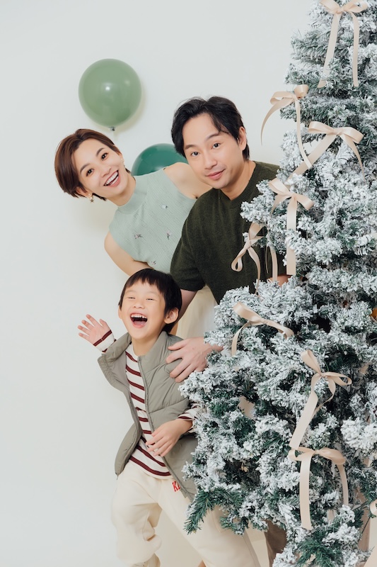台北全家福攝影,全家福,親子寫真推薦,家庭照,親子照,親子寫真價格,兒童攝影,家庭寫真推薦,親子成長紀錄,親子攝影風格