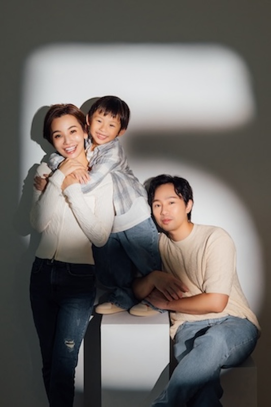 台北全家福攝影,全家福,親子寫真推薦,家庭照,親子照,親子寫真價格,全家福拍照台北,兒童攝影,全家福拍照台北,兒童攝影