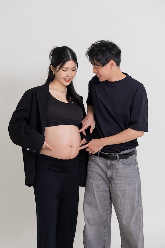 孕婦寫真、孕婦照、孕婦攝影、孕婦寫真推薦、台北孕婦寫真、孕婦棚拍、夫妻孕婦寫真、孕婦全家福