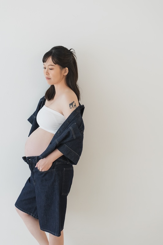 孕婦寫真風格,寫真推薦,孕婦照,全家福,台北孕婦寫真,孕婦寫真價錢,夫妻孕婦寫真,孕婦攝影,孕婦棚拍