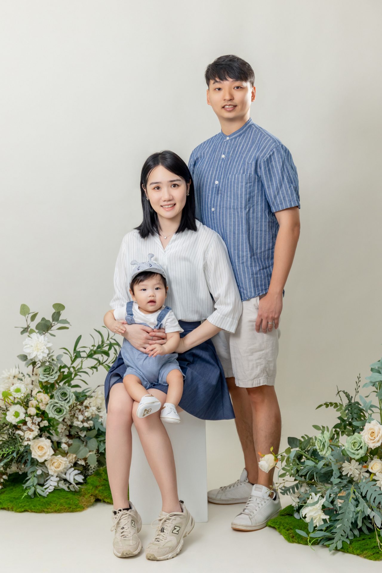家庭寫真推薦,一家三口親子照,寶寶寫真,家庭寫真推薦,紀念照,親子家庭,家庭攝影,寶寶成長寫真,全家福照片,親子合照