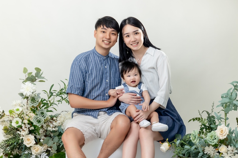 家庭寫真推薦,一家三口親子照,寶寶寫真,家庭寫真推薦,紀念照,親子家庭,家庭攝影,寶寶成長寫真,全家福照片,親子合照