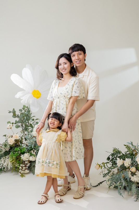 親子寫真價格,搞怪親子照,台北全家福推薦,一家三口寫真,親子寫真推薦,成長紀念照,兒童寫真,自然風格攝影,活潑親子寫真,全家福