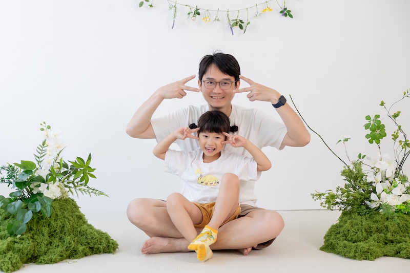 親子攝影,兒童寫真,親子攝影,全家福,親子寫真價格,親子互動,溫馨全家福,親子成長紀錄,台北親子照,全家福