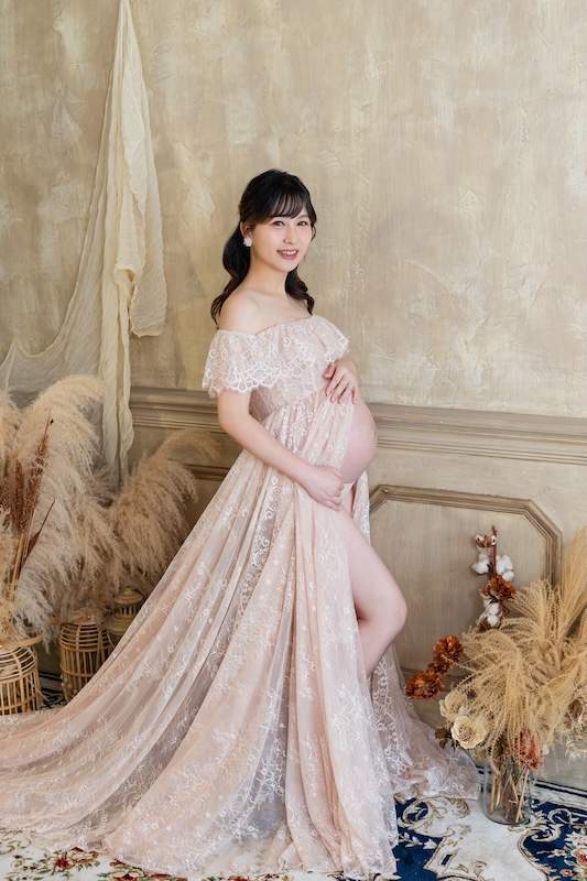 台北孕婦攝影,孕婦照,孕婦寫真推薦,孕婦造型,孕婦夫妻,居家風格,孕婦全家福,孕婦日常,典雅風格,孕期紀錄