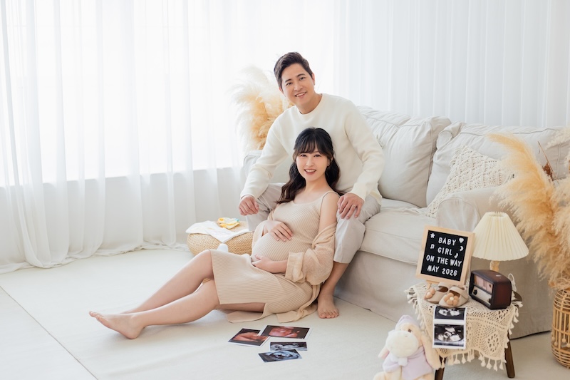 台北孕婦攝影,孕婦照,孕婦寫真推薦,孕婦造型,孕婦夫妻,居家風格,孕婦全家福,孕婦日常,典雅風格,孕期紀錄