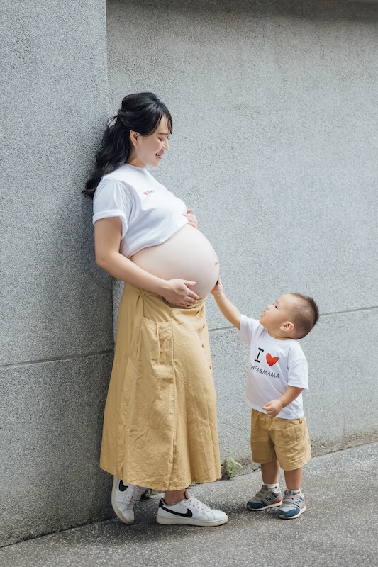 孕婦寫真推薦,台北孕婦照,孕婦寫真價錢,孕婦照風格,親子寫真,唯美孕婦寫真,孕婦全家福,孕婦攝影風格,生活感寫真,自然系風格
