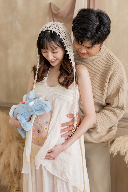 孕婦寫真推薦,孕期紀錄,台北孕婦攝影,孕婦寫真價格,孕婦照風格,孕婦自然寫真,孕婦穿搭,孕婦全家福,生活感,孕婦夫妻