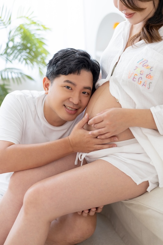 孕婦寫真風格,孕婦攝影推薦,孕婦夫妻,孕婦造型,孕婦穿搭,優雅風格,孕婦全家福,韓系風格,浪漫唯美風格,孕期紀錄