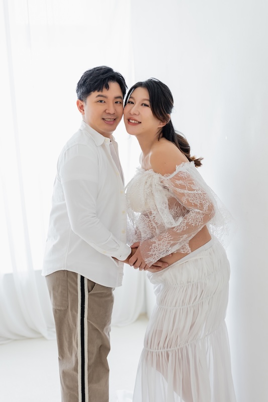 孕婦寫真風格,孕婦攝影推薦,孕婦夫妻,孕婦造型,孕婦穿搭,優雅風格,孕婦全家福,韓系風格,浪漫唯美風格,孕期紀錄