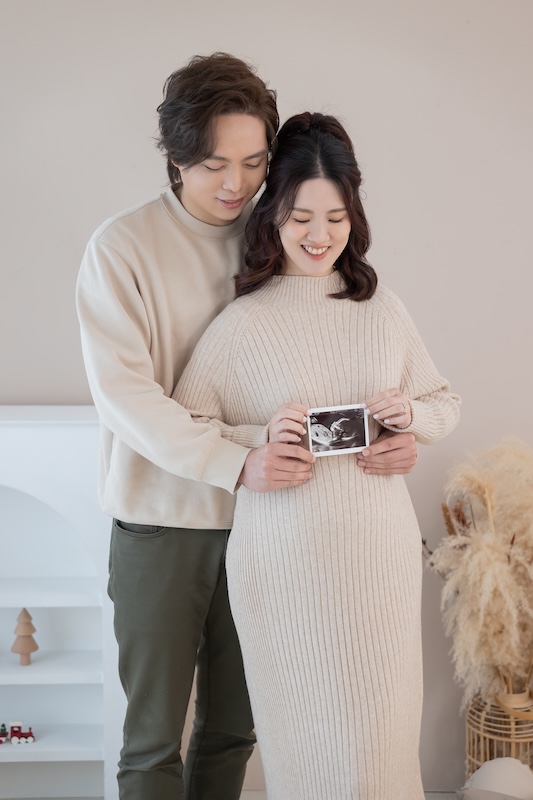 孕婦攝影價錢,孕婦照,孕婦寫真推薦,孕婦穿搭,孕婦夫妻,居家風格,孕婦全家福,孕婦日常,韓系風格,孕期紀錄