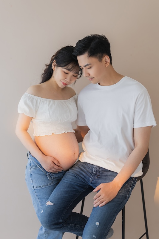 孕婦攝影,孕婦照,孕婦寫真推薦,孕婦造型,孕婦夫妻,居家風格,孕婦全家福,韓系風格,牛仔風格,孕期紀錄