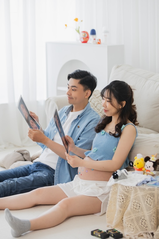 孕婦攝影,孕婦照,孕婦寫真推薦,孕婦造型,孕婦夫妻,居家風格,孕婦全家福,韓系風格,牛仔風格,孕期紀錄