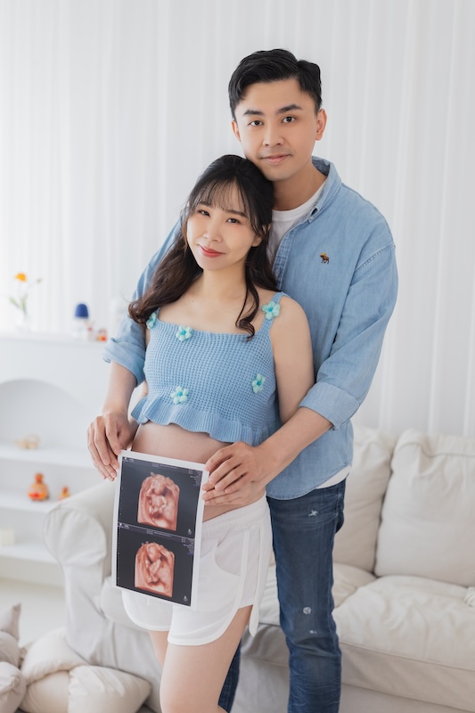 孕婦攝影,孕婦照,孕婦寫真推薦,孕婦造型,孕婦夫妻,居家風格,孕婦全家福,韓系風格,牛仔風格,孕期紀錄