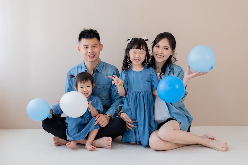 親子寫真,全家福拍攝,親子寫真必看,全家福,親子寫真價格,自然互動,溫馨全家福,親子成長紀錄,台北攝影推薦,家庭攝影,紀念照