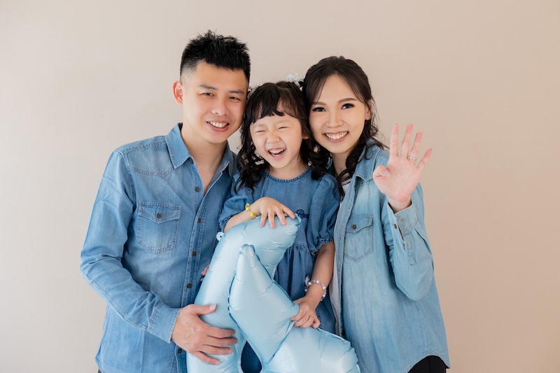親子寫真,全家福拍攝,親子寫真必看,全家福,親子寫真價格,自然互動,溫馨全家福,親子成長紀錄,台北攝影推薦,家庭攝影,紀念照