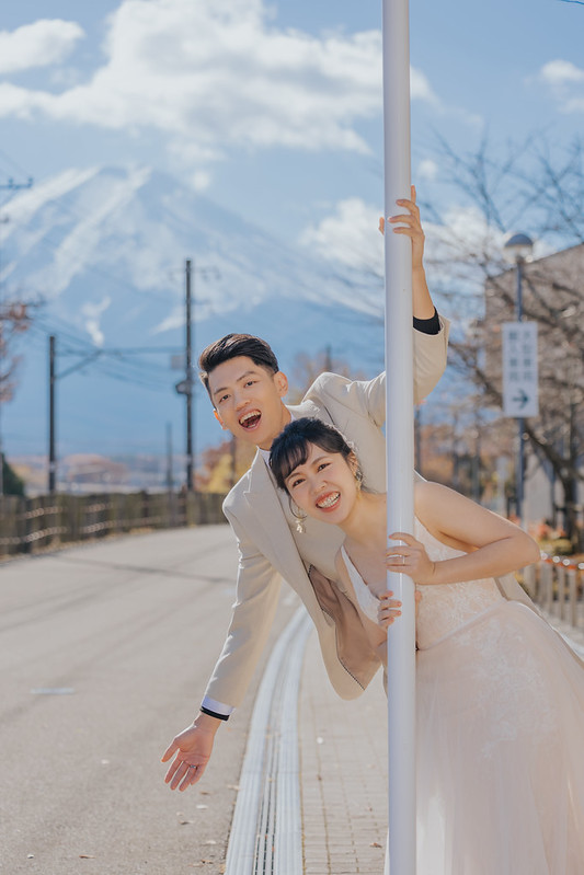 【富士山楓葉婚紗】日本拍婚紗 富士山景點 河口湖楓葉婚紗 富士山婚紗攝影 旅拍蜜月婚紗 海外婚紗婚禮攝影推薦 海外婚紗攝影